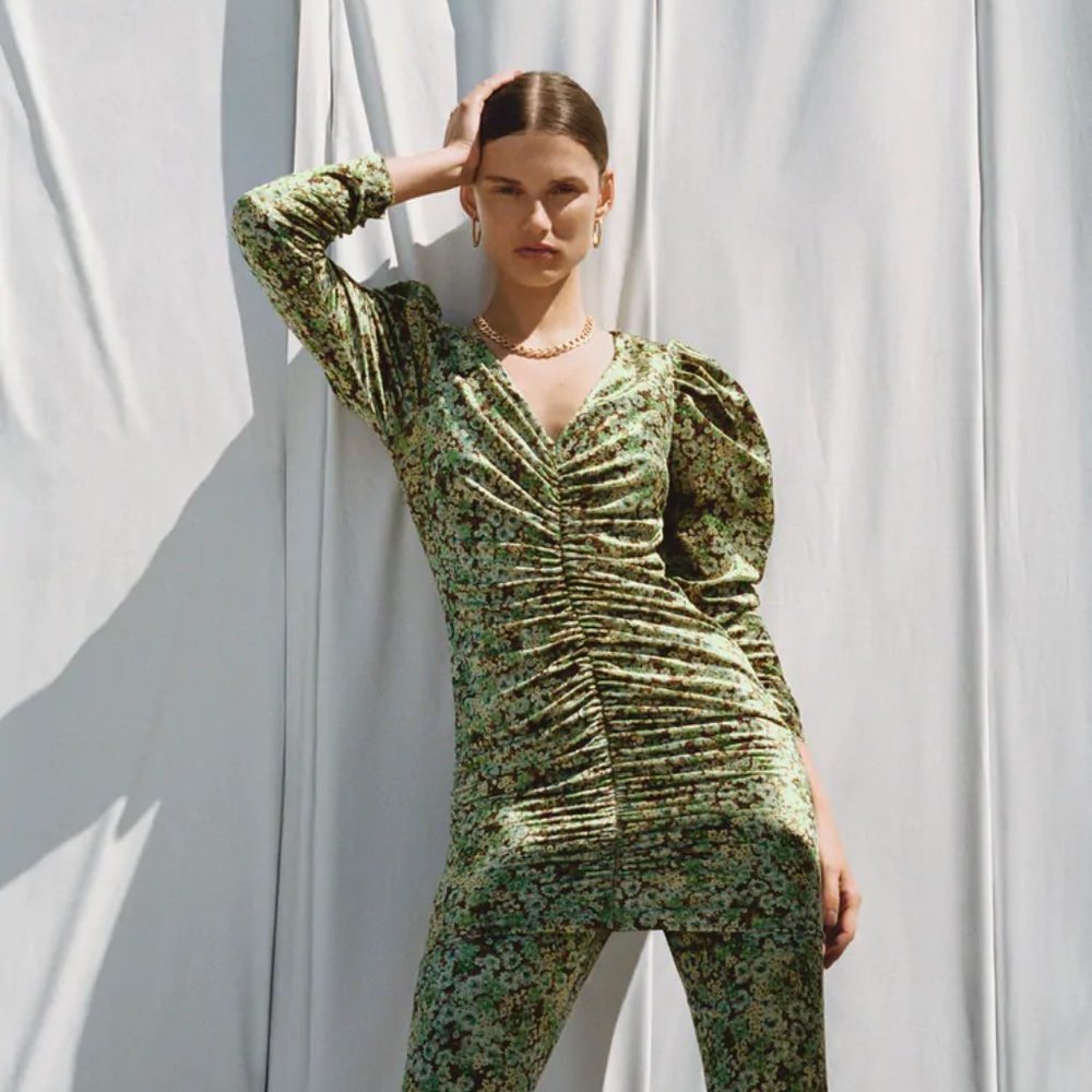 ZARA NEW VELVET MINI DRESS